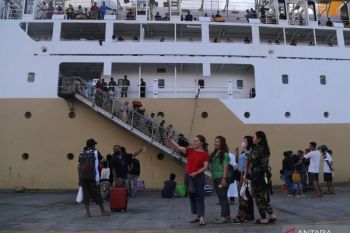 Pelni ungkap upaya atasi keterlambatan kapal saat cuaca buruk selama musim libur