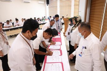 BKKBN Sulsel teken kontrak kerjasama dengan tim Satgas Stunting