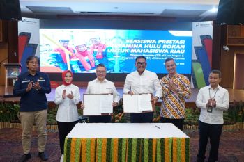 12 putra Riau terima beasiswa PHR