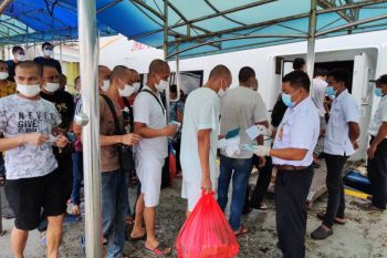 Ratusan PMI dideportasi dari Malaysia melalui Kepulauan Riau