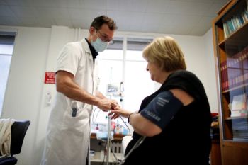 Setiap pekan, satu dokter bunuh diri di Prancis