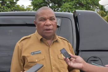 Pemkab Biak Numfor gencarkan tanam cabai satu juta pohon di kampung