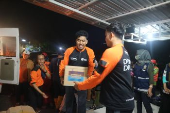 Dompet Dhuafa Jateng salurkan bantuan bagi korban banjir bandang di Meteseh Semarang
