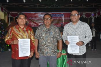 Pemkab Biak Numfor beri penghargaan dua OPD tertib LPJ anggaran