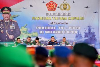 Kapolri pastikan TNI-Polri kawal pembangunan di Papua