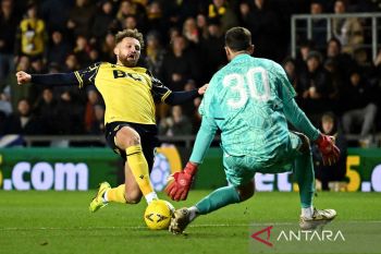 Oxford United dikalahkan Coventry 2-3