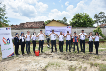 Divre IV Tanjungkarang dukung gerakan satu juta pohon untuk Indonesia