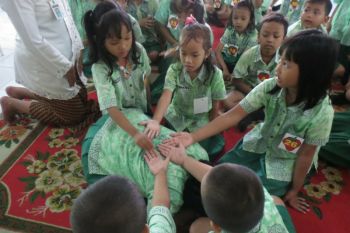 Dosen UNS tanamkan karakter pada anak melalui asah asih  asuh