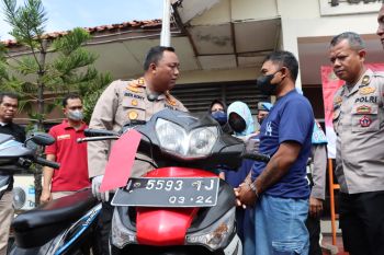 Polres Demak tangkap suami istri pencuri motor