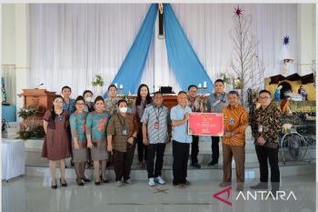 BNI serahkan bantuan CSR untuk rumah ibadah di Sulawesi Utara