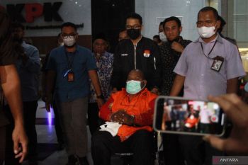 Kemenkumham cekal istri Lukas Enembe ke luar negeri