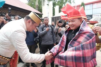 Kasad serahkan bantuan penanganan stunting di Gowa Sulsel