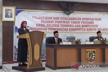 Pj Bupati Barsel minta ASN terus pacu kinerja