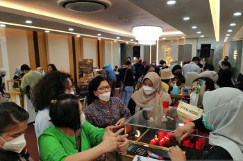 Tutup tahun 2022, nasabah pegadaian tumbuh dua digit