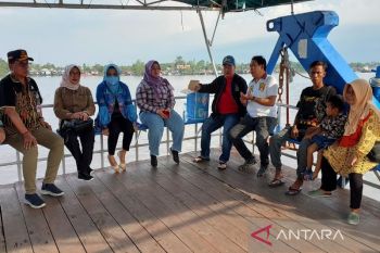 Penyeberangan mobil di Sampit direalisasikan tahun ini