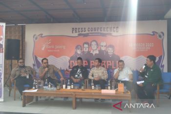 Setelah 1975, Deep Purple - God Bless  kembali satu panggung