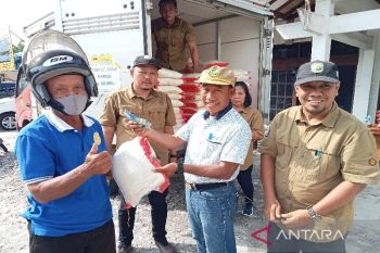 Bantu ringankan beban warga, Pemkot Palangka Raya gelar pasar beras murah