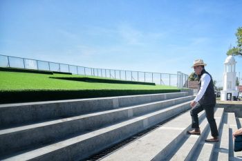 Ridwan Kamil resmikan wajah baru Alun-alun Singaparna