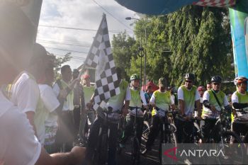 Peringati HUT ke 70, DPRD Kulon Progo selenggarakan sepeda santai