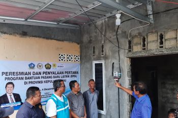 Dinas ESDM Kepri targetkan enam pulau terlistriki 24 jam pada 2023