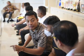 Pengurus PSSI dapat sindiran tajam karena lebih banyak berpolitik daripada urus sepak bola
