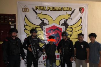 Pelaku jambret nyaris tewas dihajar warga di Desa Ncera Bima
