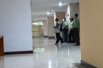 KPK geledah Gedung DPRD DKI