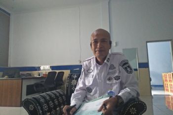 Dishub Lombok Tengah mengelola retribusi parkir berbasis kelompok