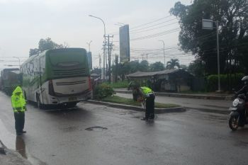 Anggota Brimob Jambi tergilas truk