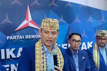 Partai Demokrat terus jalin komunikasi dengan NasDem dan PKS