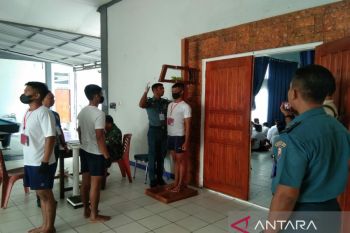 Sebanyak 781 calon siswa TNI AL jalani tes kesehatan di Lanal Kendari