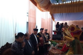 Dilewakan jadi Penghulu, Kolonel Laut Adi Prasetia siapkan strategi mengedukasi adat istiadat ke generasi muda
