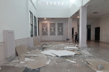 Aktivitas DPRD Kepri pindah sementara ke kantor gubernur Pulau Dompak