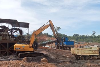Pemkab bersama DPRD Pasbar dukung keberadaan tambang biji besi di Air Bangis