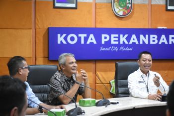 Pemkot Pekanbaru tawarkan kerja sama dengan Semen Padang