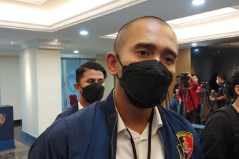 Polda Metro bongkar makam salah seorang korban pembunuhan berantai untuk autopsi