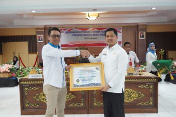 Pemkab Majene raih predikat zona hijau penilaian kepatuhan pelayanan publik