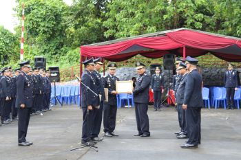 Imigrasi Tahuna terima dua penghargaan di Hari Bhakti Imigrasi ke-73