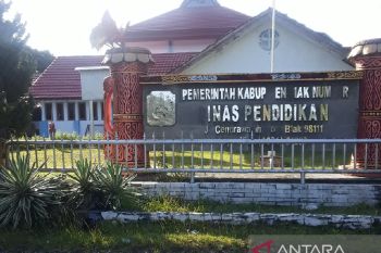Ujian kesetaraan paket bersamaan dengan jadwal UN sekolah