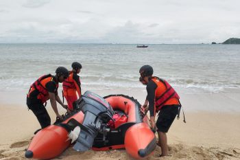 Warga Tumpak hilang di Pantai Mawun Lombok Tengah