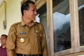 Pemkab Flores Timur berhentikan ribuan tenaga kontrak