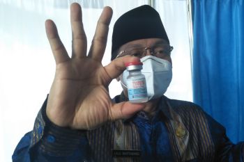 Pemkot Mataram ajak warga melakukan vaksin penguat dosis dua