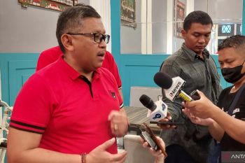 Sekjen PDI Perjuangan menanggapi kemungkinan perombakan kabinet