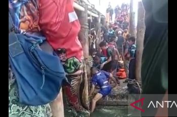 Jembatan dermaga Tidung di Pulau Bunyu Kalimantan Utara runtuh