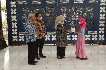 Penerima bantuan sosial di Sleman diminta bijak gunakan bantuan
