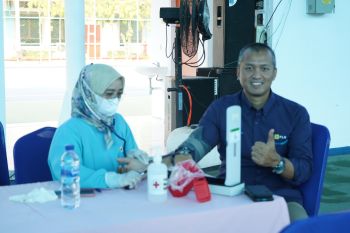 Sukseskan bulan K3 Nasional 2023, PLN UID Sumbar gelar bakti sosial donor darah