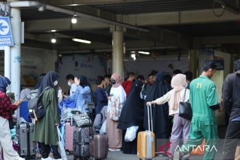 Pelindo Regional 4 menargetkan arus penumpang tumbuh 38,5 persen 2023