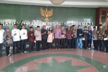 DPRD Sumbar minta masukan tokoh Pesisir Selatan perkuat pembahasan Ranperda Tanah Ulayat