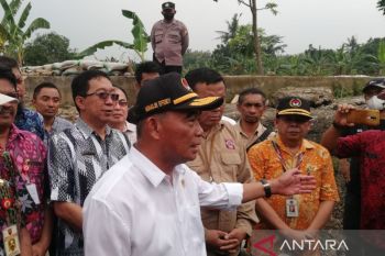 Menko PMK menyarankan kenaikan biaya haji secara bertahap