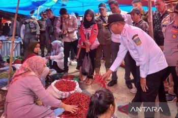 Tekan inflasi, Pemkab Solok Selatan pantau pasar jaga stabilitas harga pangan